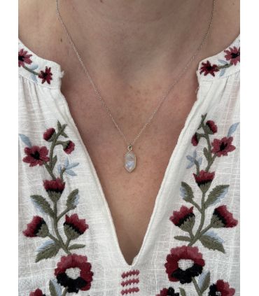 Pendentif en Pierre de lune sertie pointe Argent rhodié