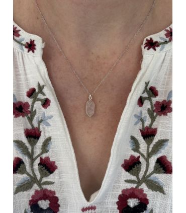 Pendentif en Quartz rose serti Argent rhodié pointe