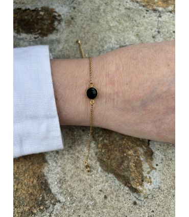 Bracelet en Agate noire sertie rond plaqué or