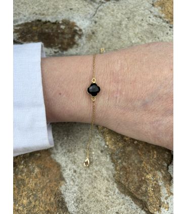 Bracelet en Agate noire sertie trèfle Plaqué Or